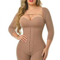 FS9574 FAJA SHORT CON MANGAS DOBLE TALLA CON 3 NIVELES DE AJUSTE EN BROCHES REALCE BOOTYLOVE