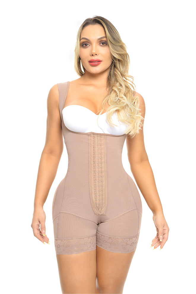 Faja Short Corto Tirante Ancho con Broche en Hombro Realce Magic | Bella Michell F15661